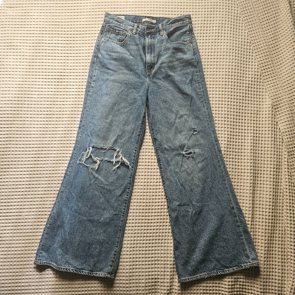 Levi's High Loose Flare Jeans sz 30 - Picture 1 of 7